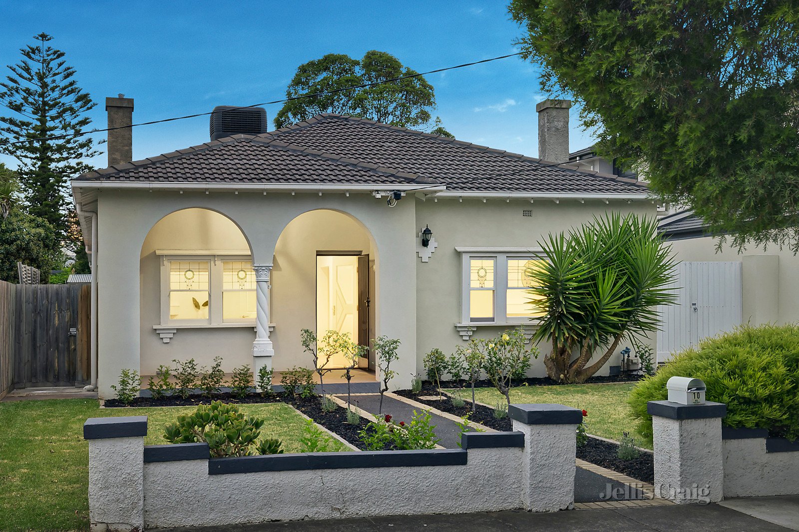 10 Vunabere Avenue, Bentleigh image 1