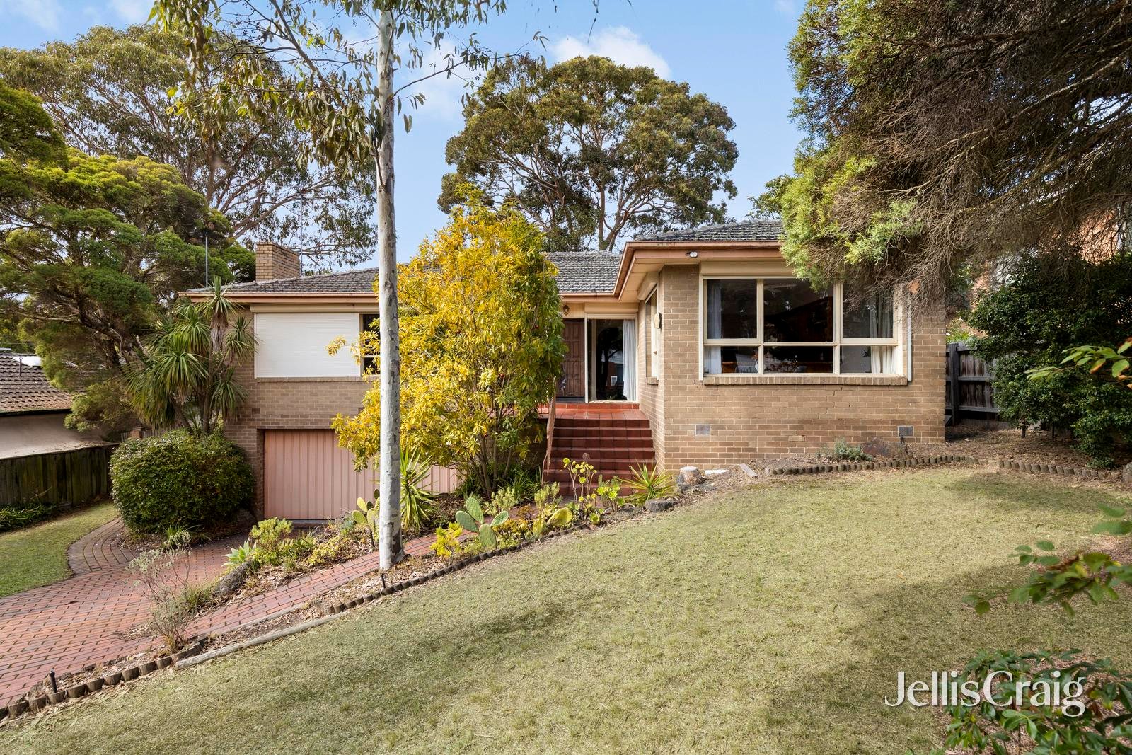 10 Wadham Parade, Mount&nbsp;Waverley image 1
