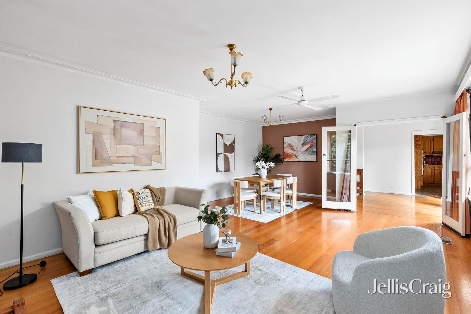 10 Wadham Parade, Mount&nbsp;Waverley image 2