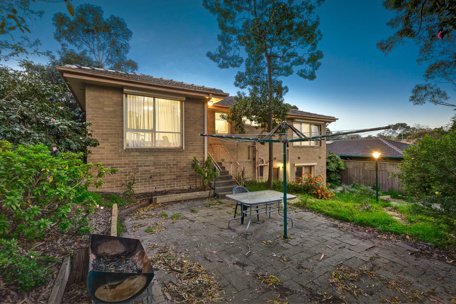 10 Wadham Parade, Mount Waverley image 9