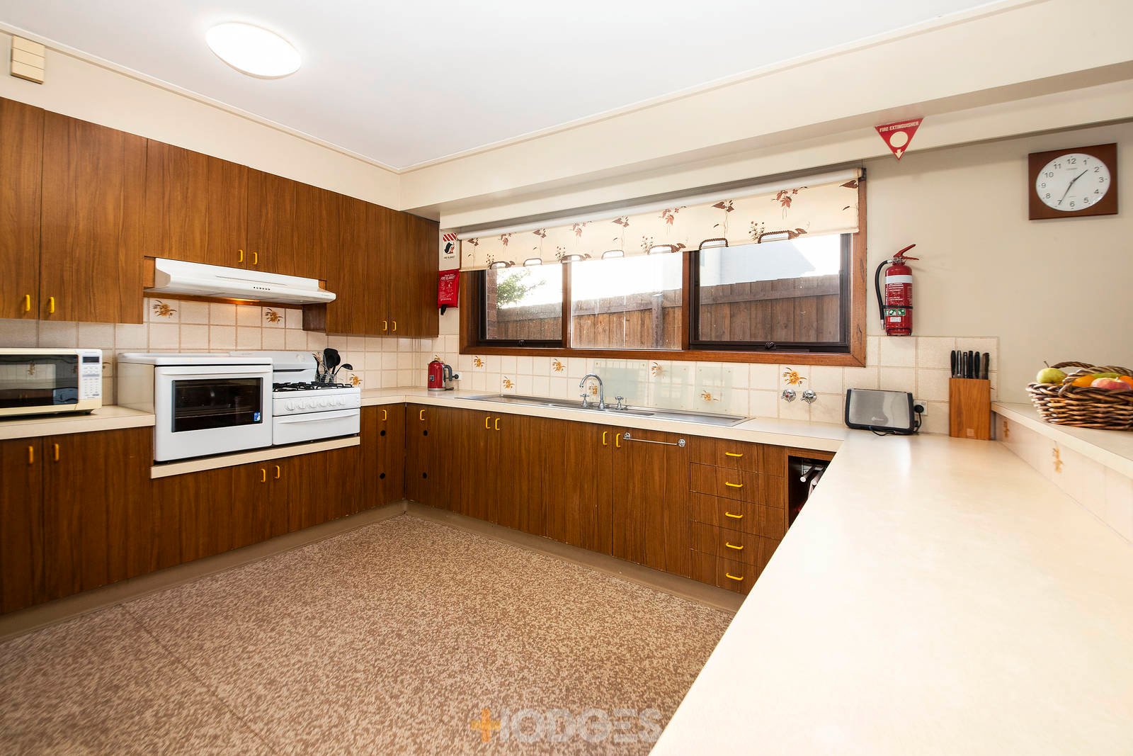 10 Wairoa Avenue Brighton East