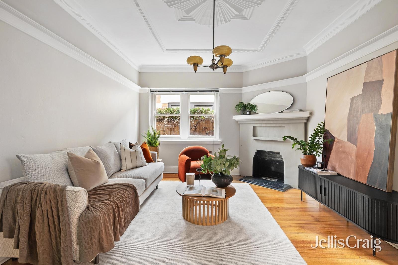 10 Waltham Street, Richmond image 2