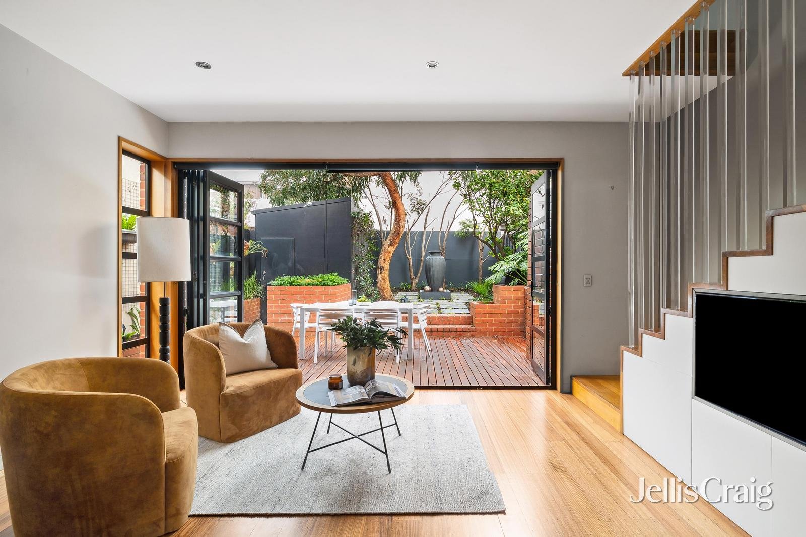 10 Waltham Street, Richmond image 4