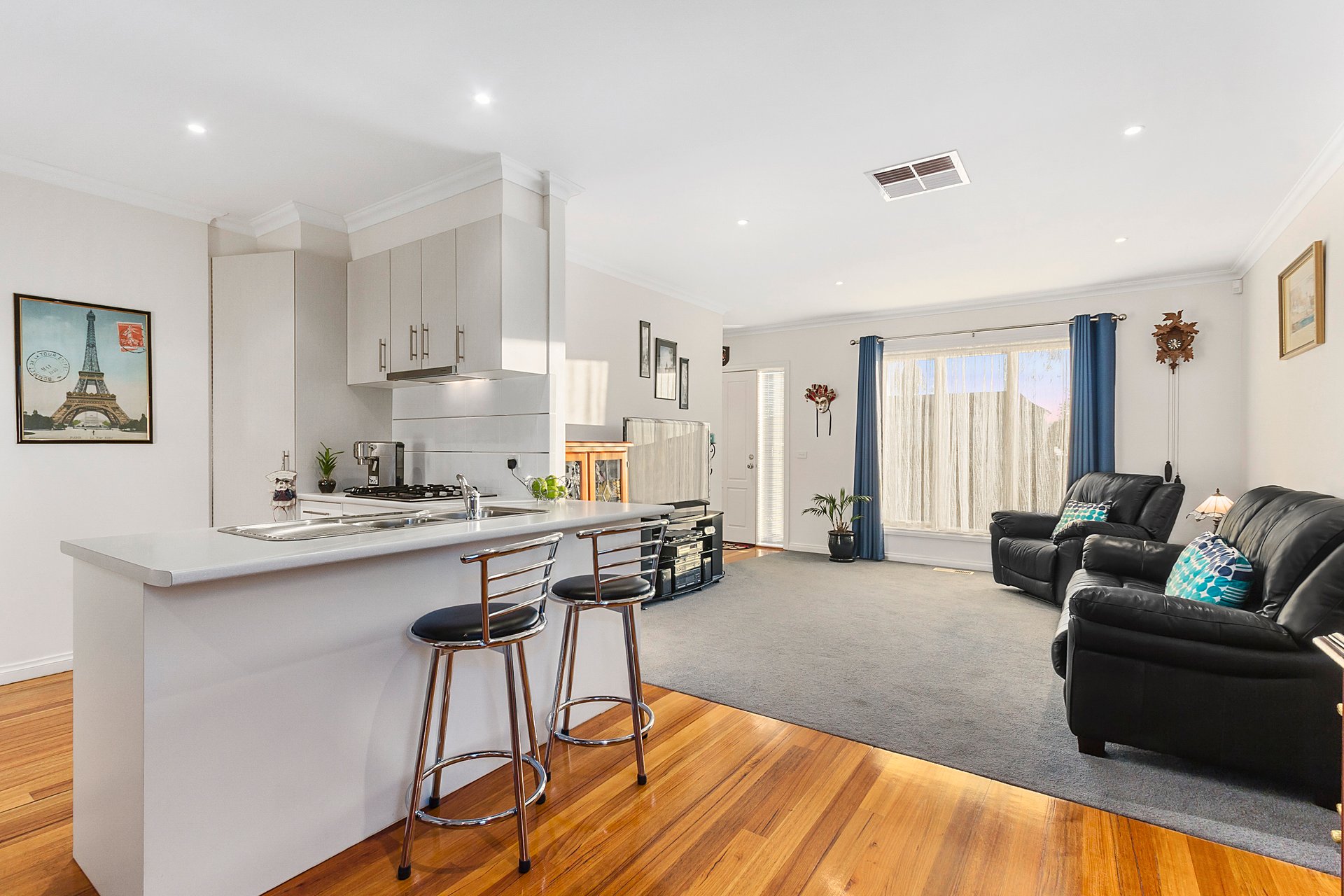 10 Warwick Street, Box Hill North image 2