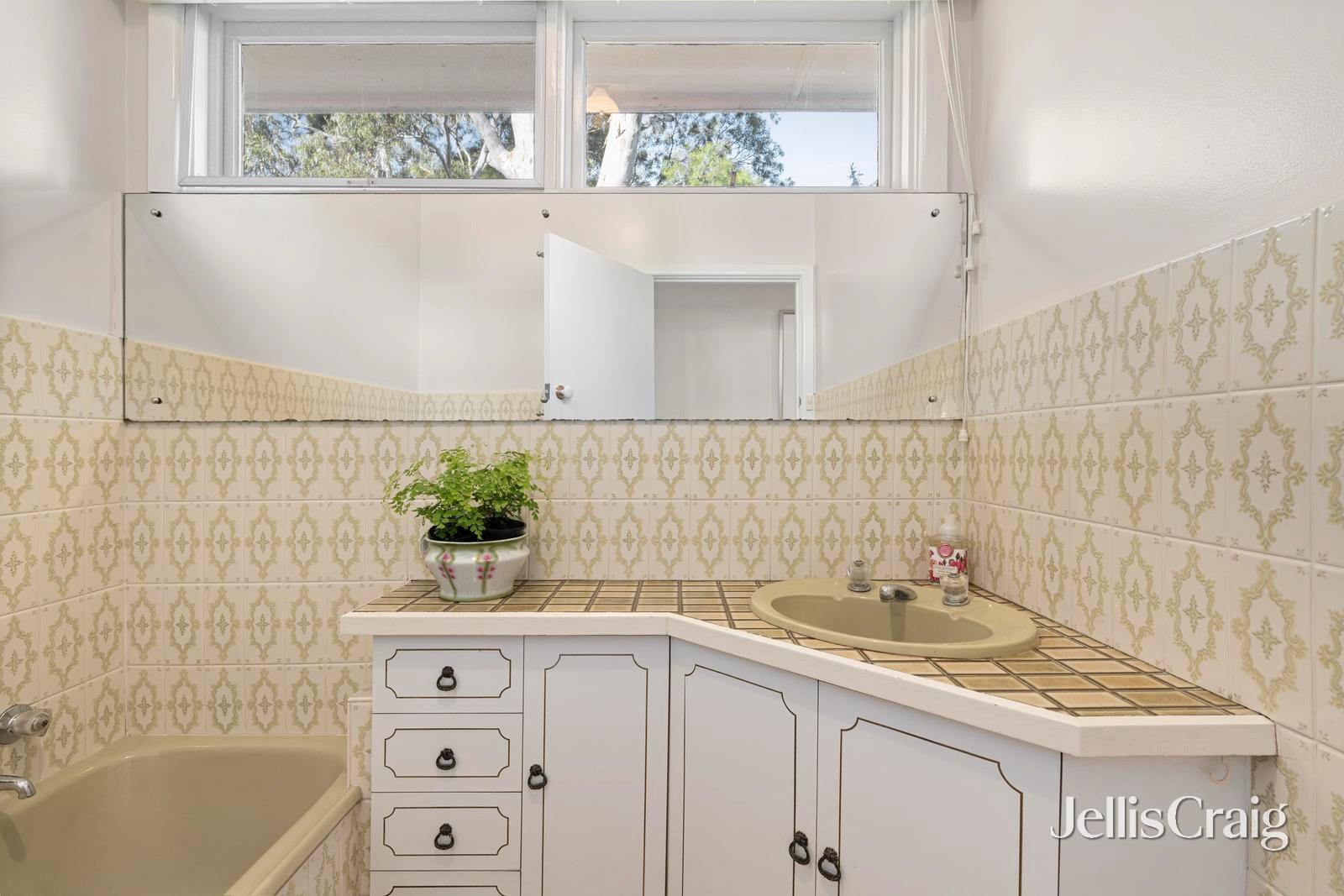 10 Wendy Court, Heathmont image 8