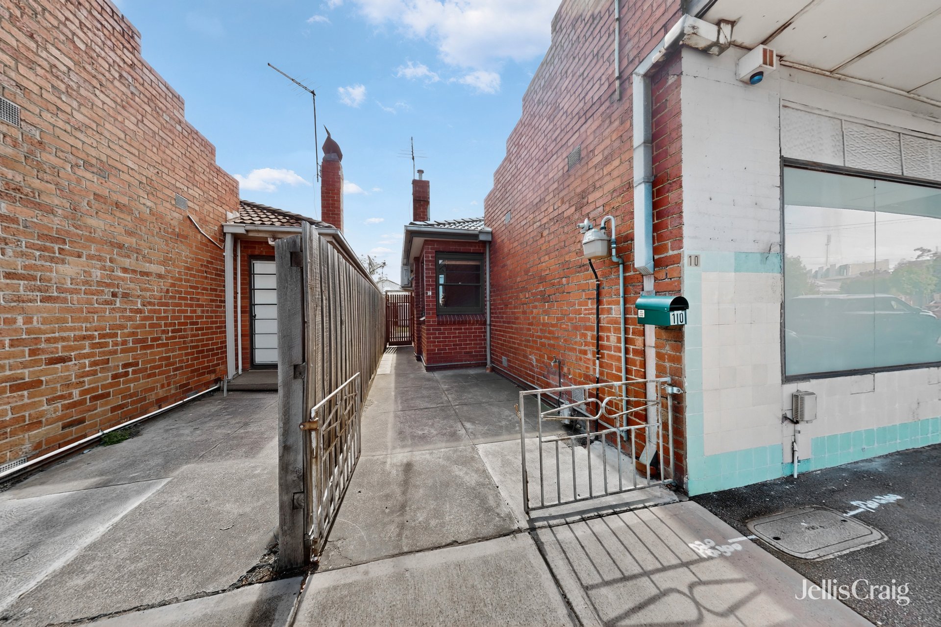 10 Williamstown Road, Kingsville image 14