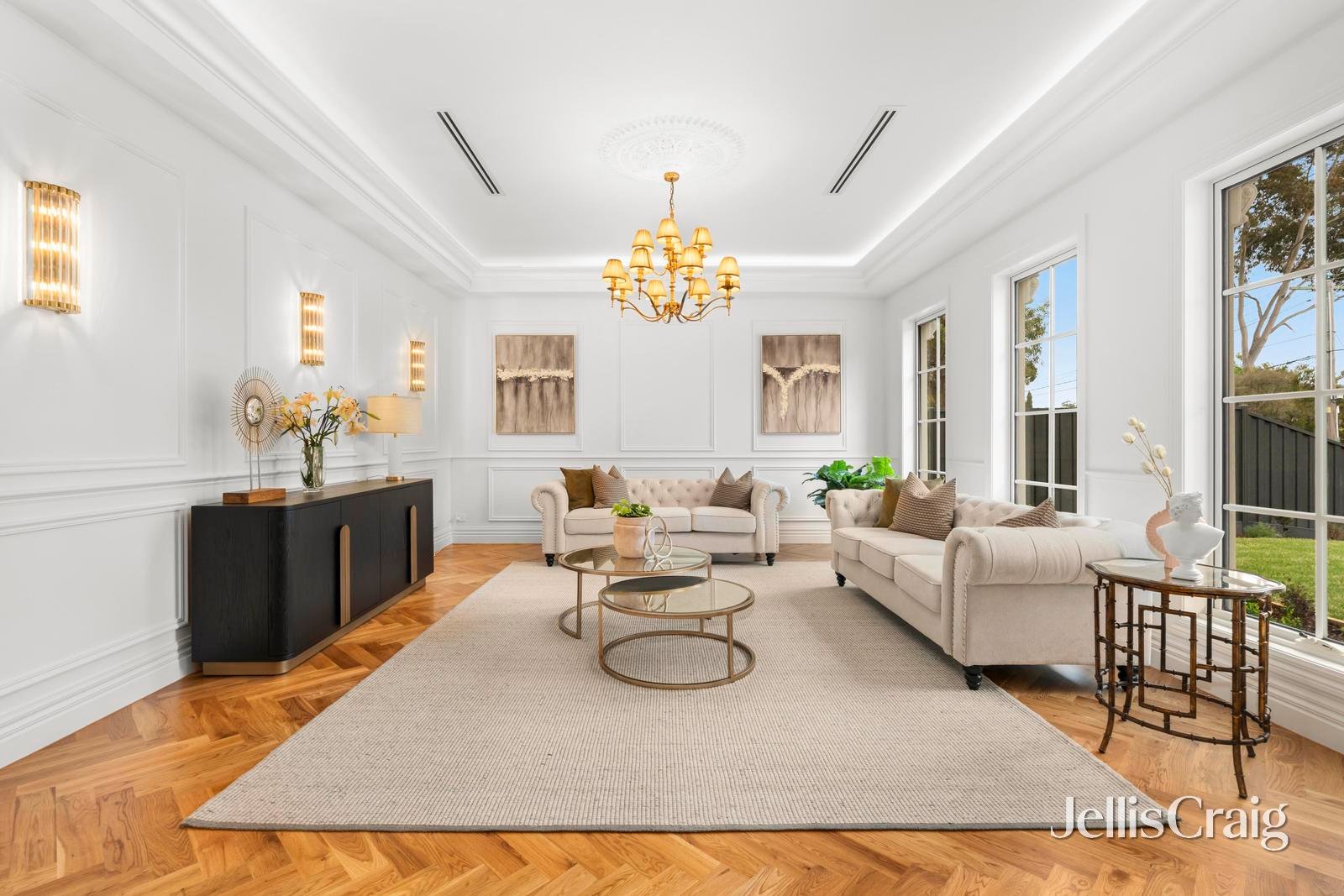 10 Wilton Crescent, Wheelers&nbsp;Hill image 3