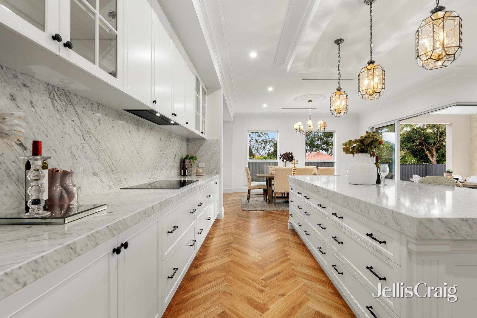 10 Wilton Crescent, Wheelers&nbsp;Hill image 7
