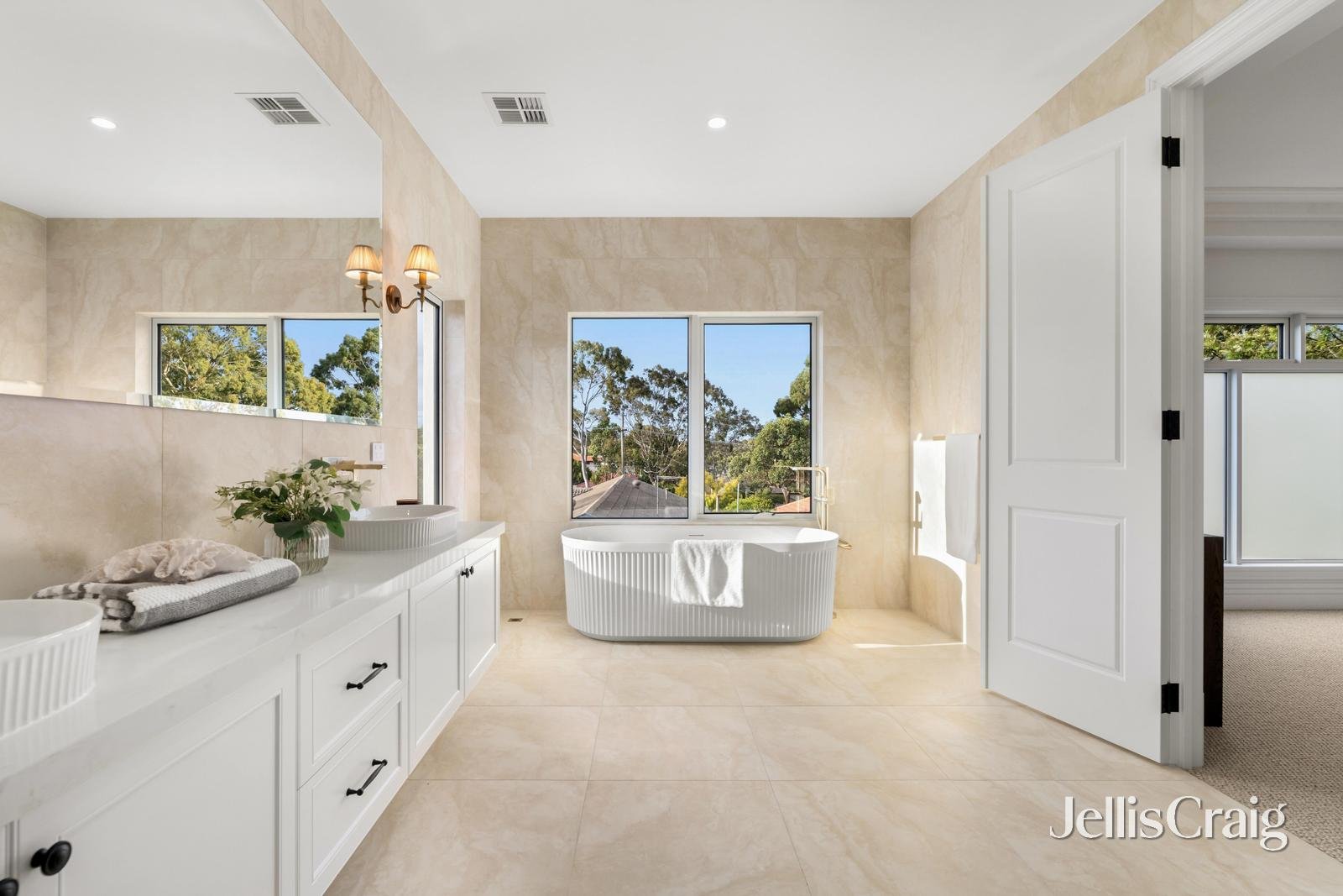 10 Wilton Crescent, Wheelers&nbsp;Hill image 21