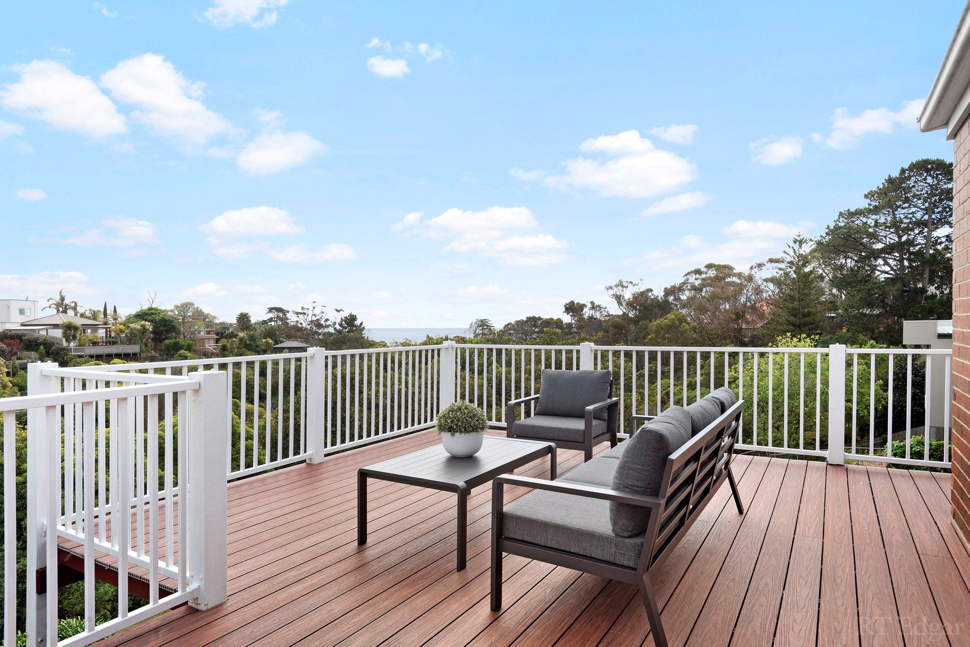 Property Gallery - Main Image