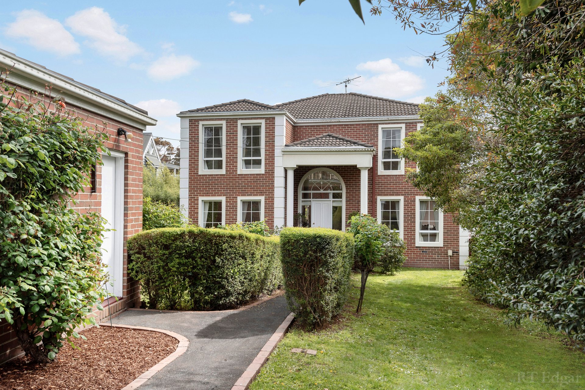 Property Gallery Thumbnail 10