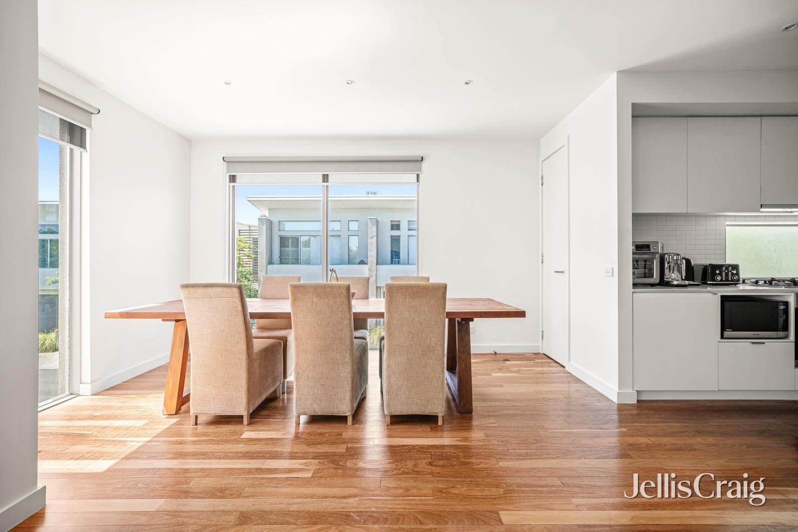 10 Withers Way, Mentone image 5