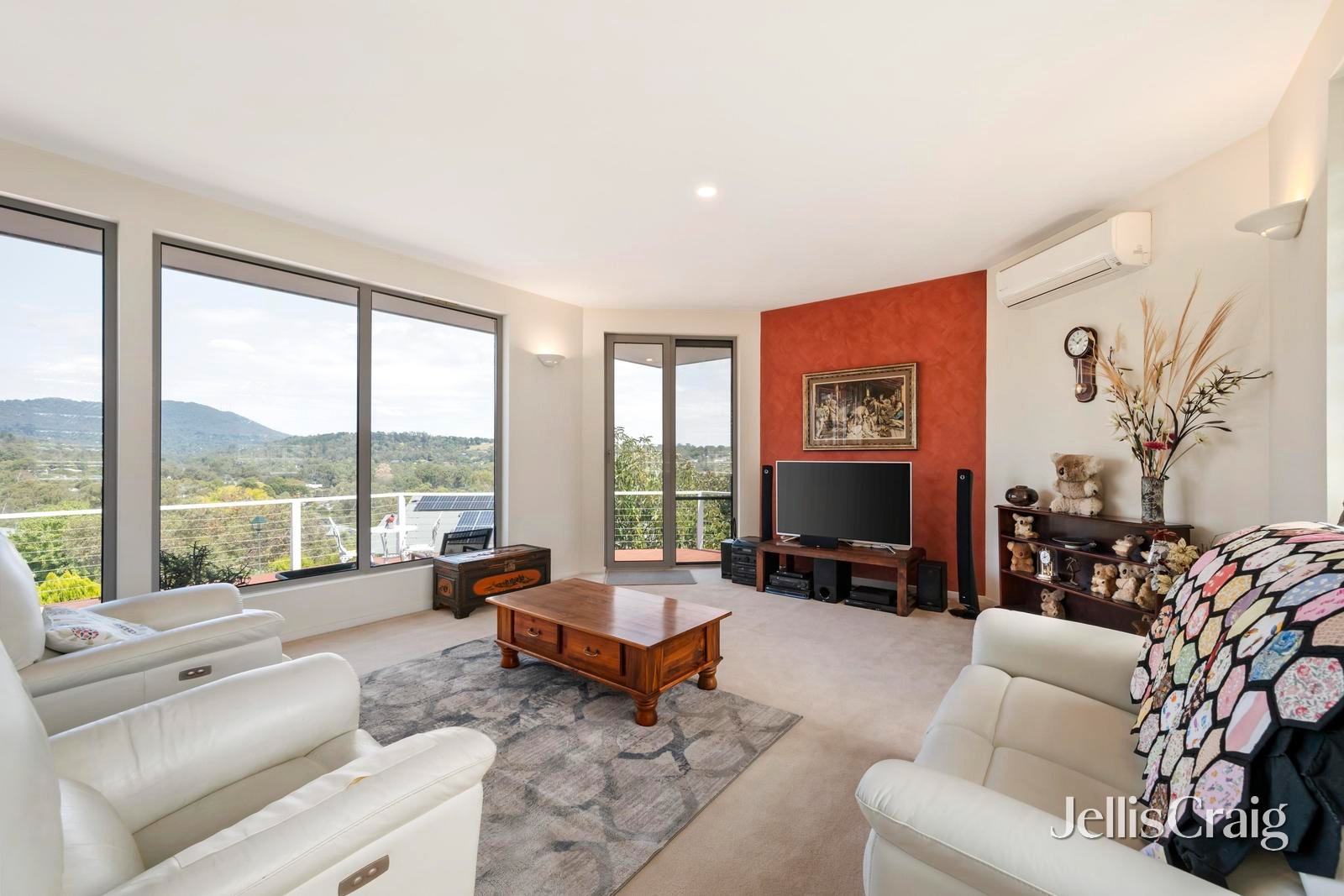 10 Woodlee Rise, Lilydale image 2