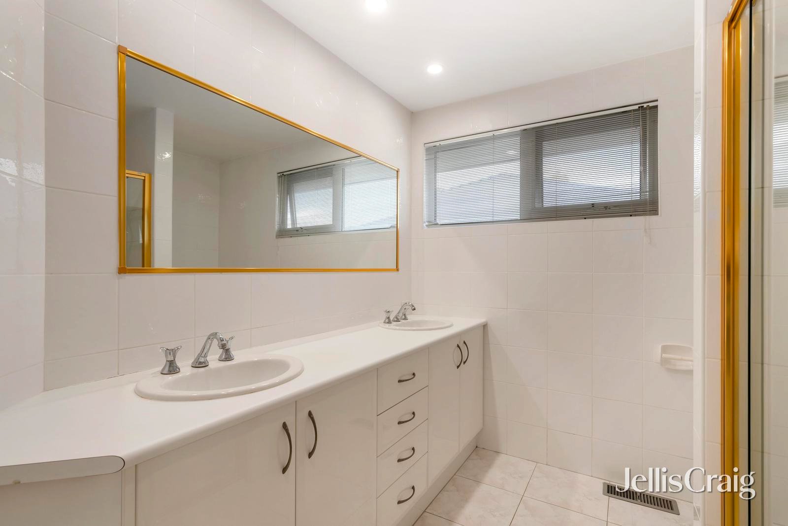 10 Woodlee Rise, Lilydale image 7