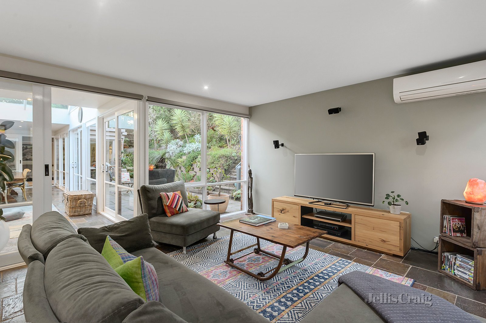 10 Wynvale Court, Eltham image 5