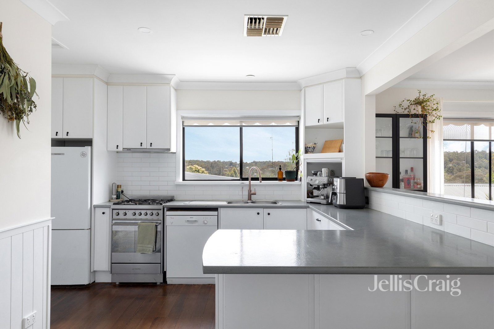 10 York Street, Eltham image 5