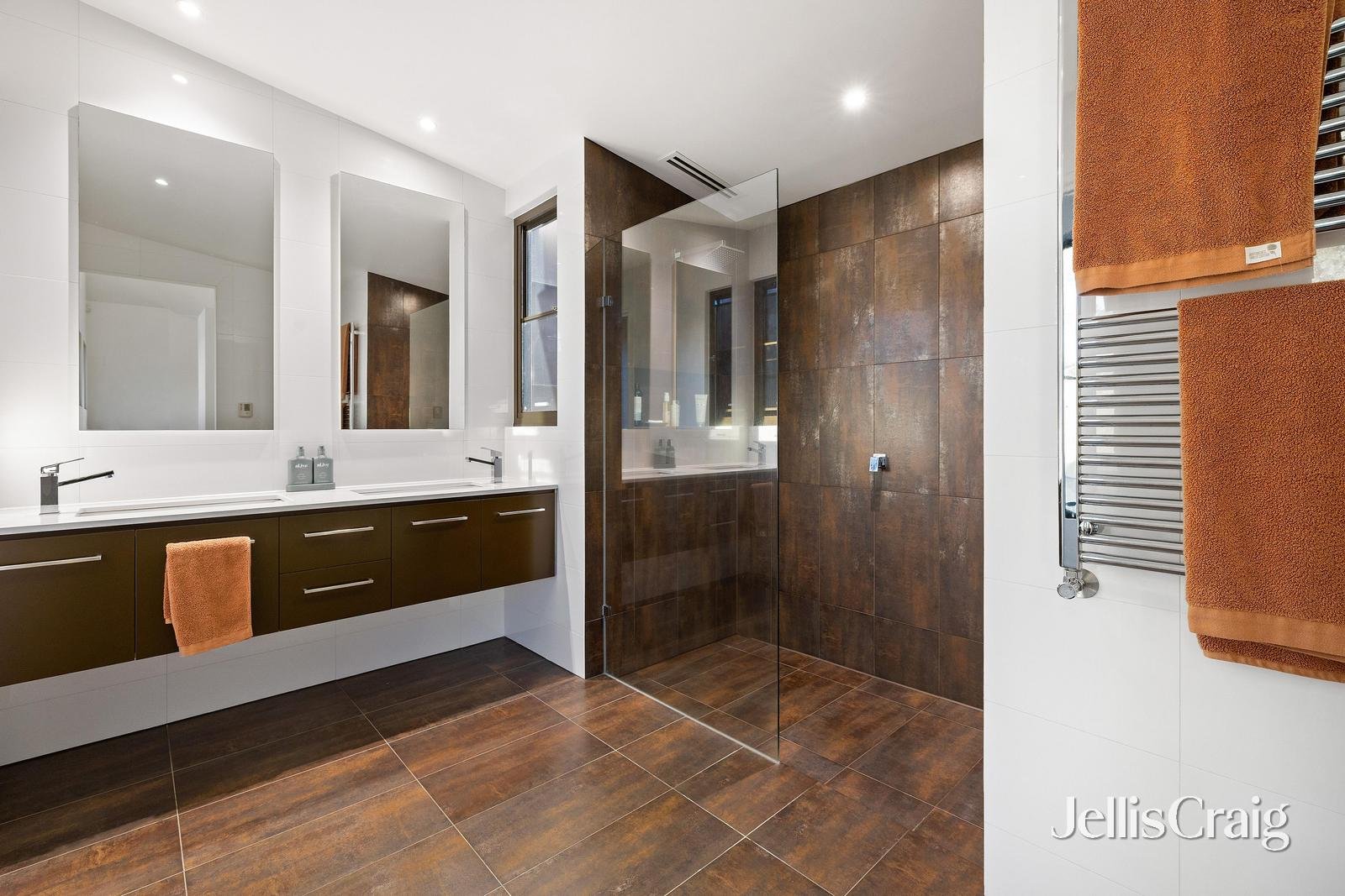 100-110 Husseys Lane, Warrandyte image 13