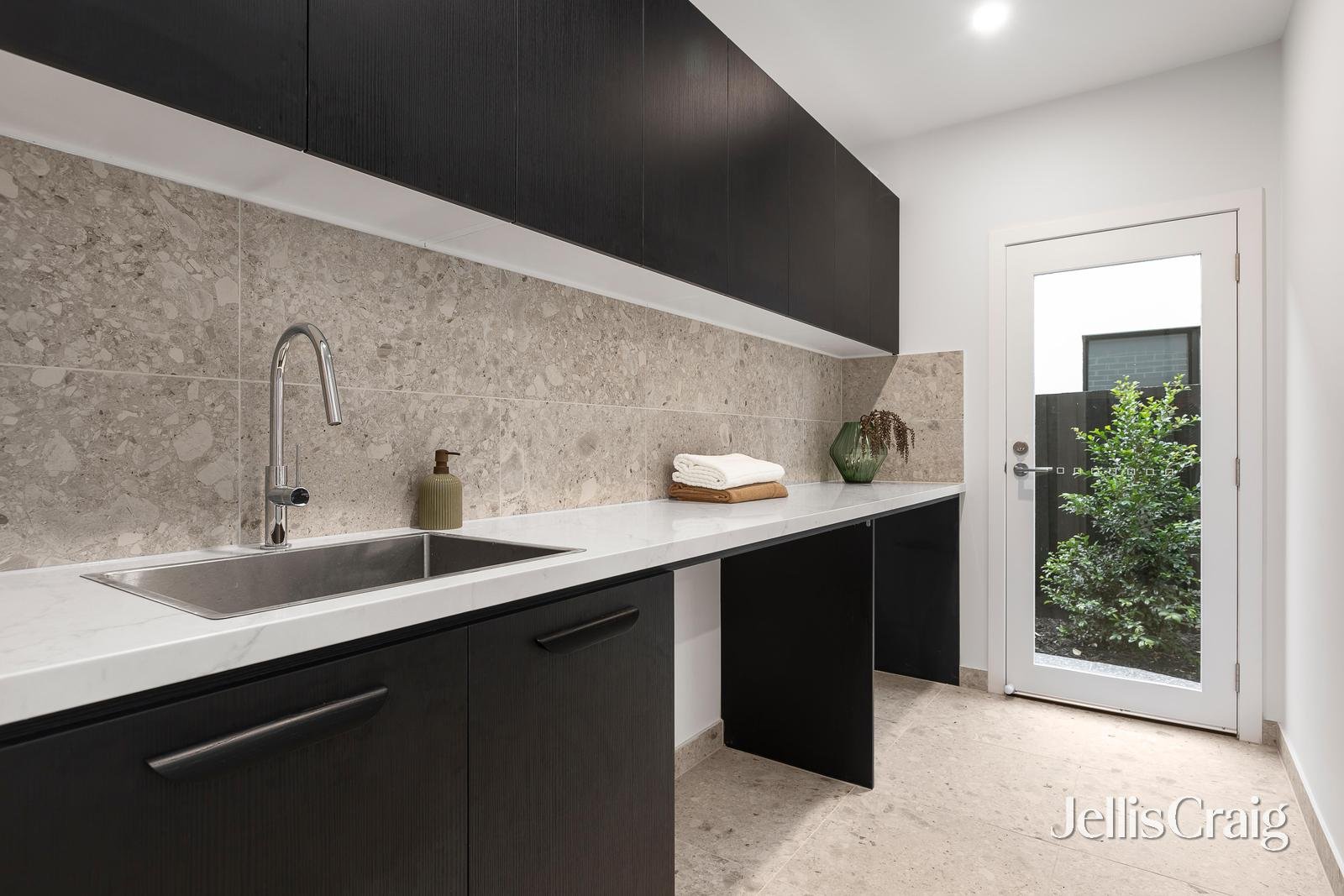 100 David Street, Hampton image 8