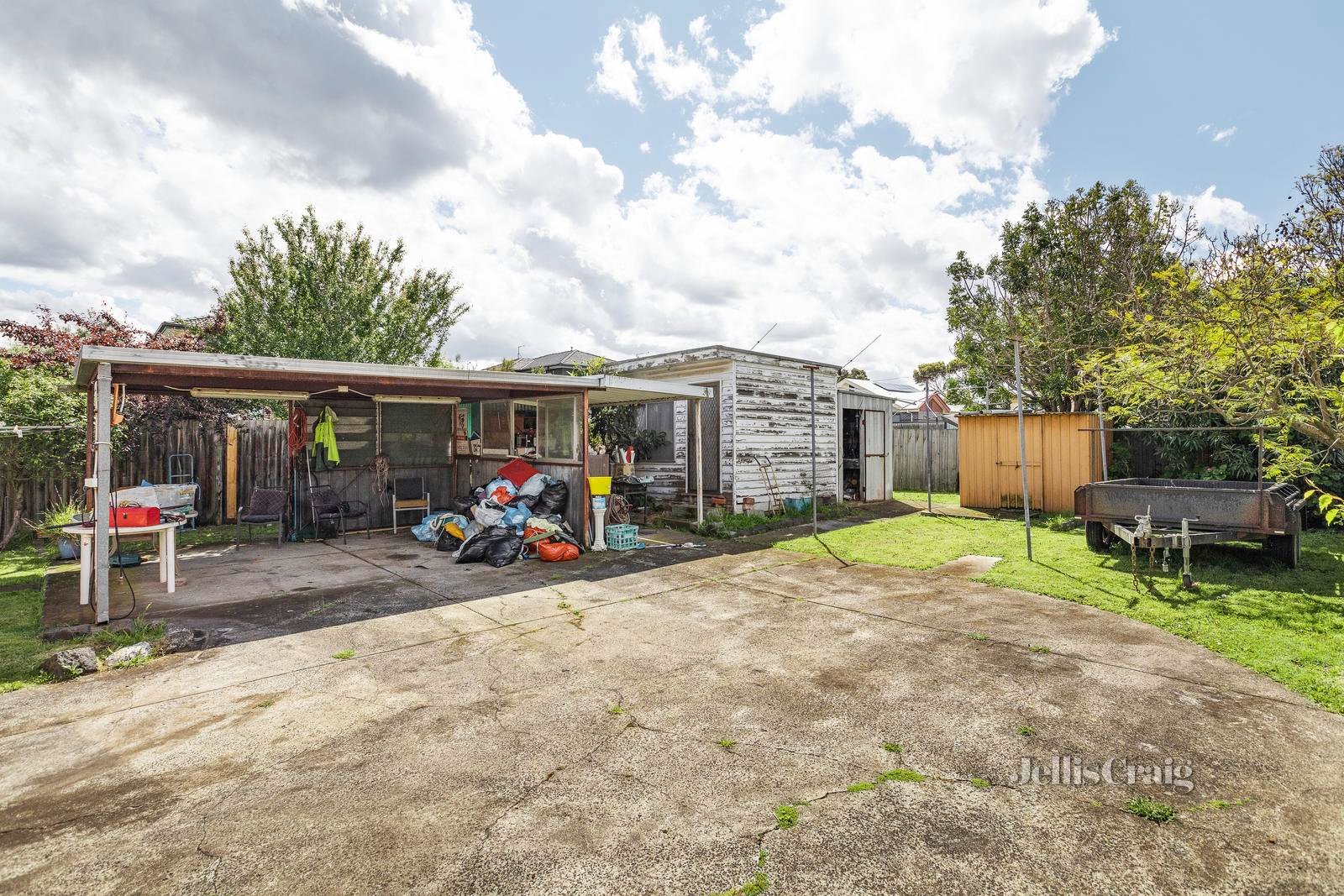 100 Hawker Street, Ivanhoe image 6