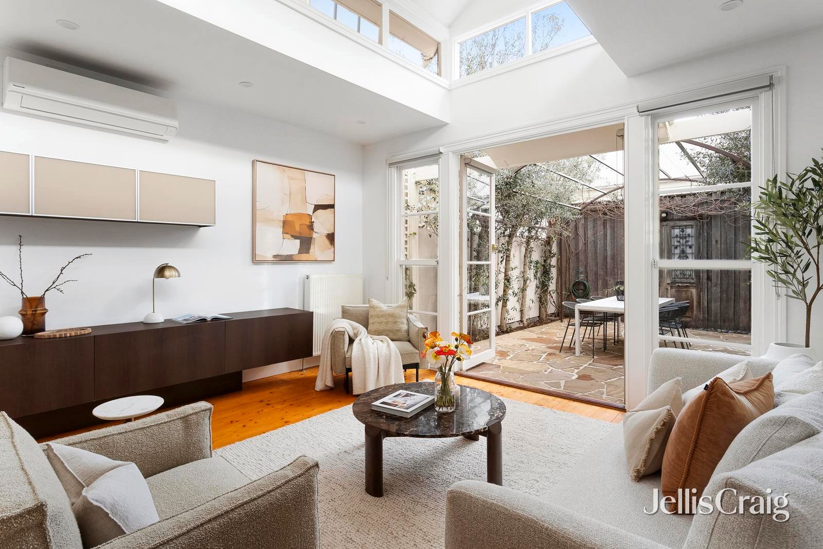 100 Page Street, Albert Park image 3