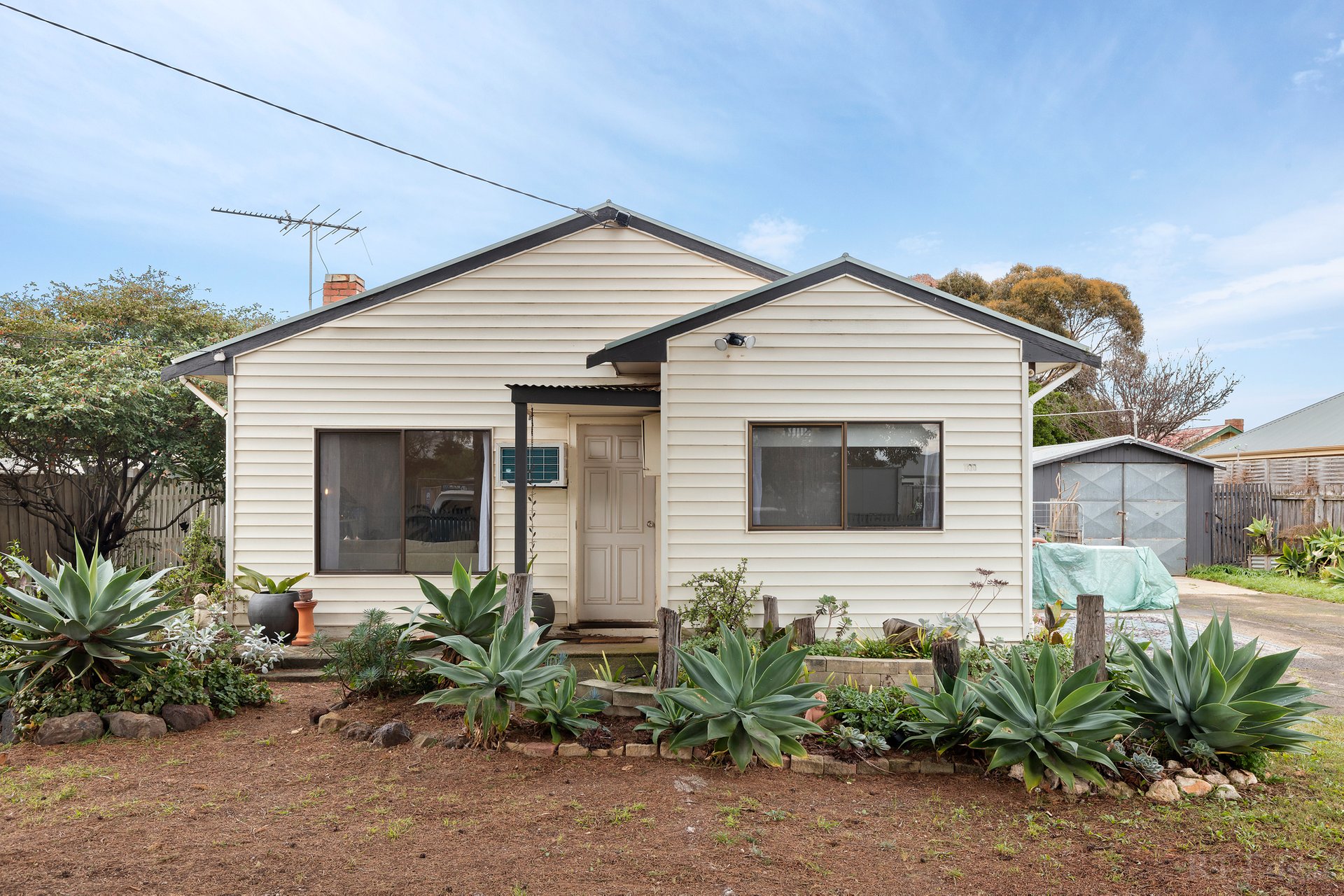 Property Gallery Thumbnail 3