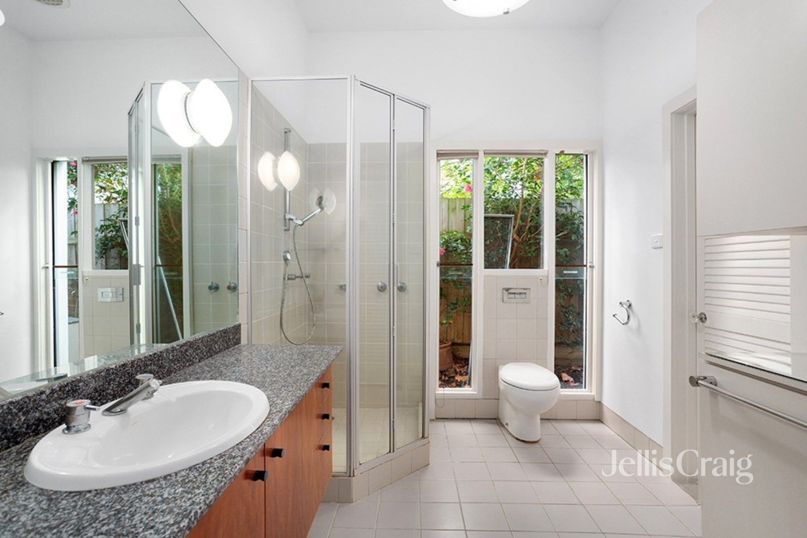 100 The Eyrie, Eaglemont image 8