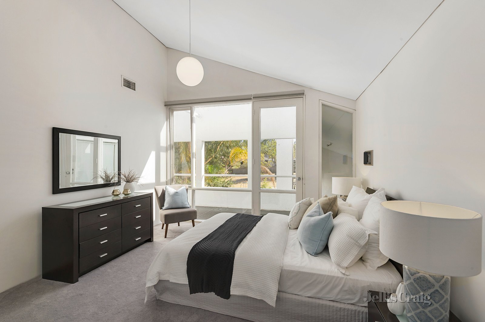 100 The Grange, Templestowe image 8