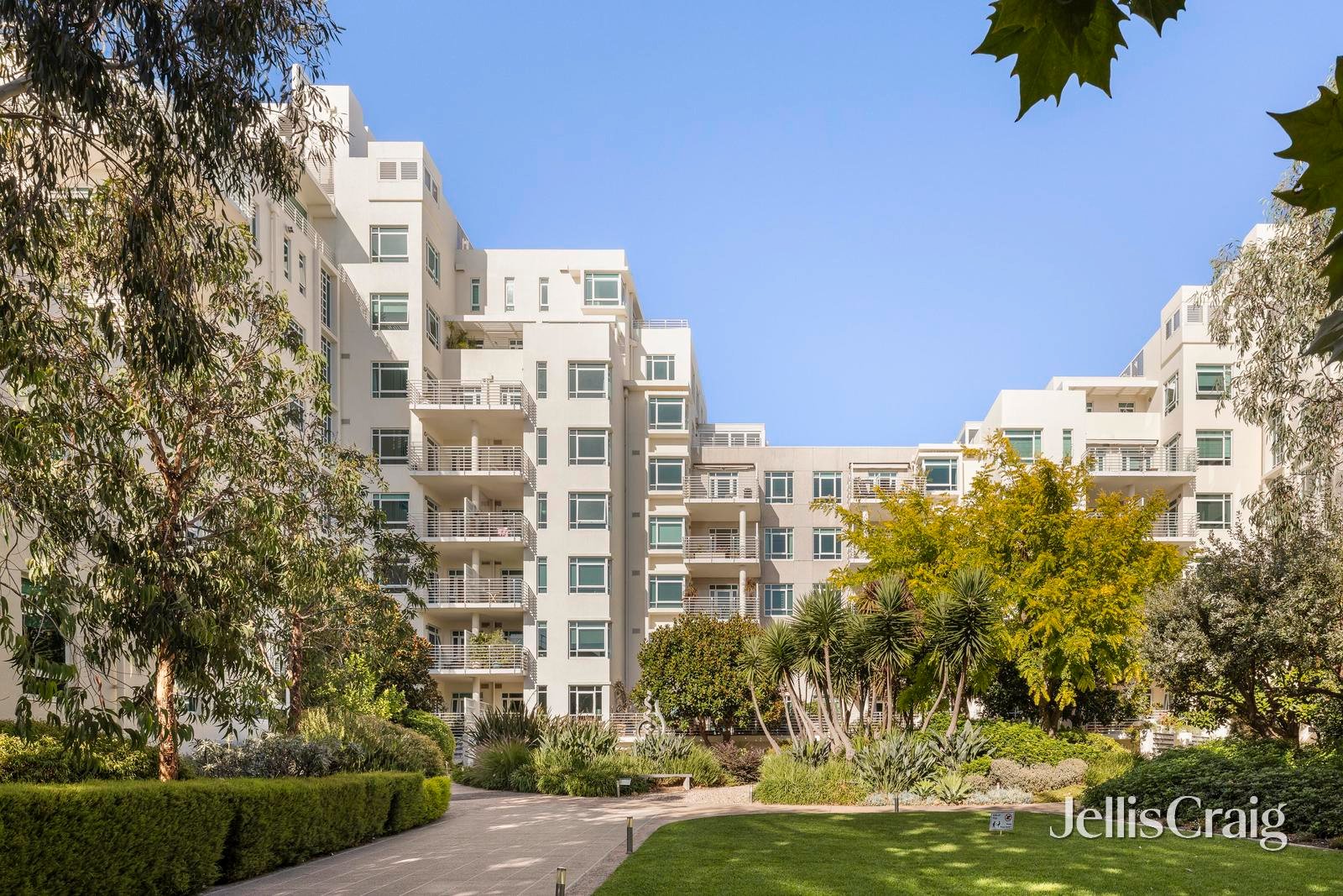 100/1 Graham Street, Port&nbsp;Melbourne image 13