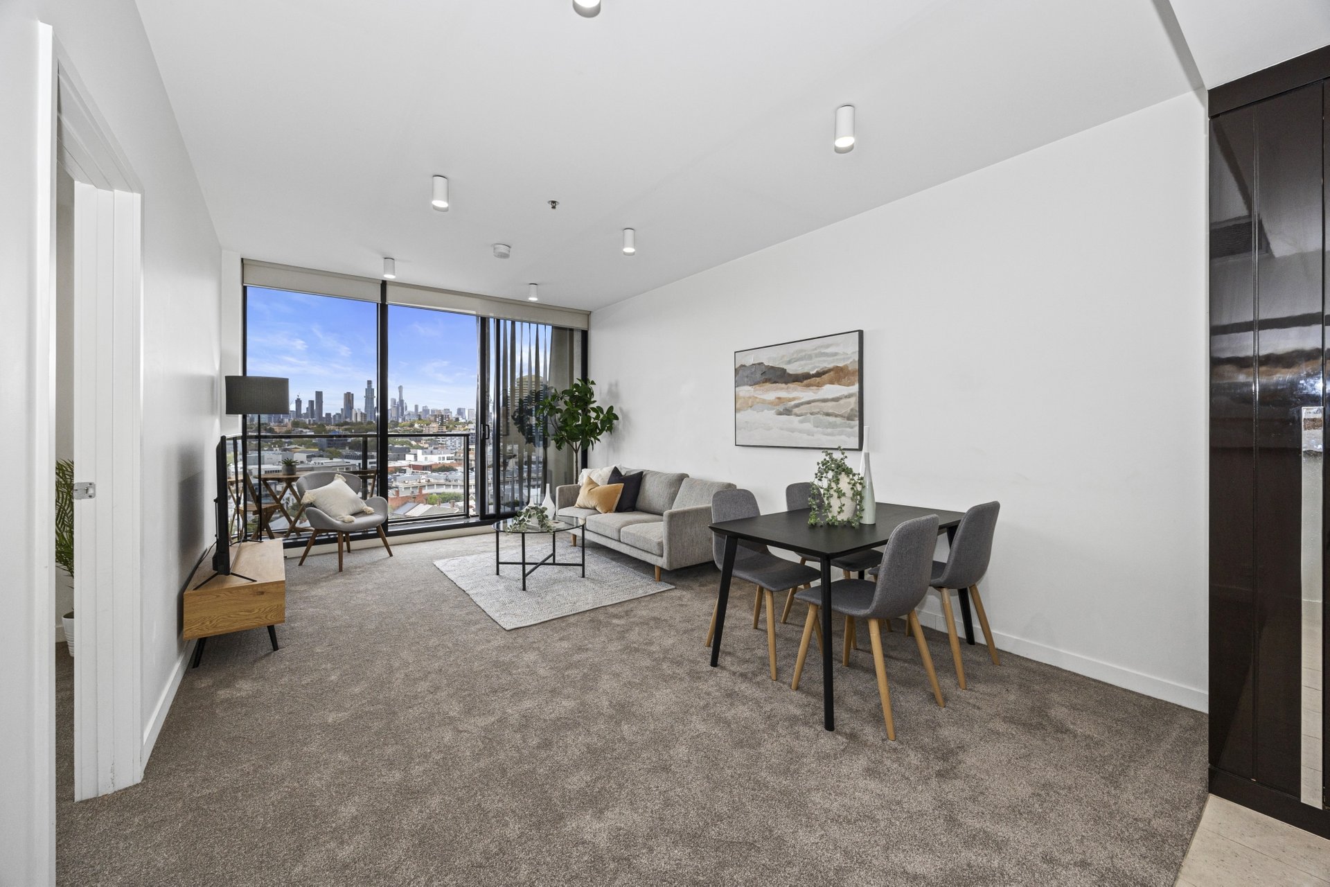 1001/1 Clara Street, South Yarra image 2