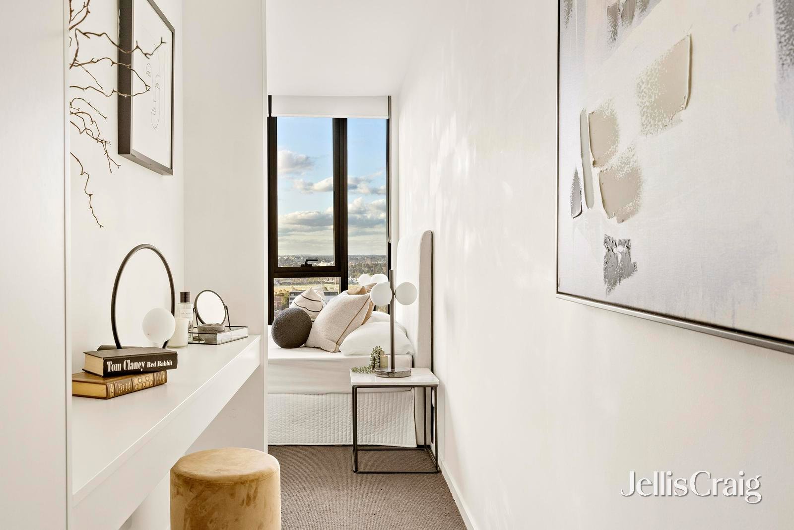 1002/5 Joseph Road, Footscray image 4