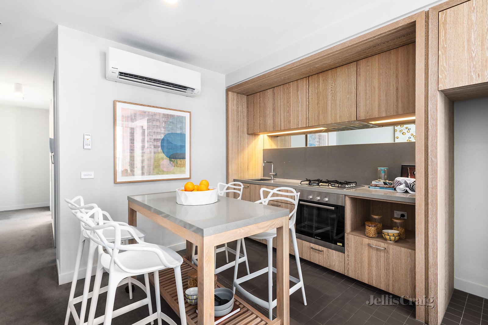 1002/50 Claremont Street, South Yarra image 3