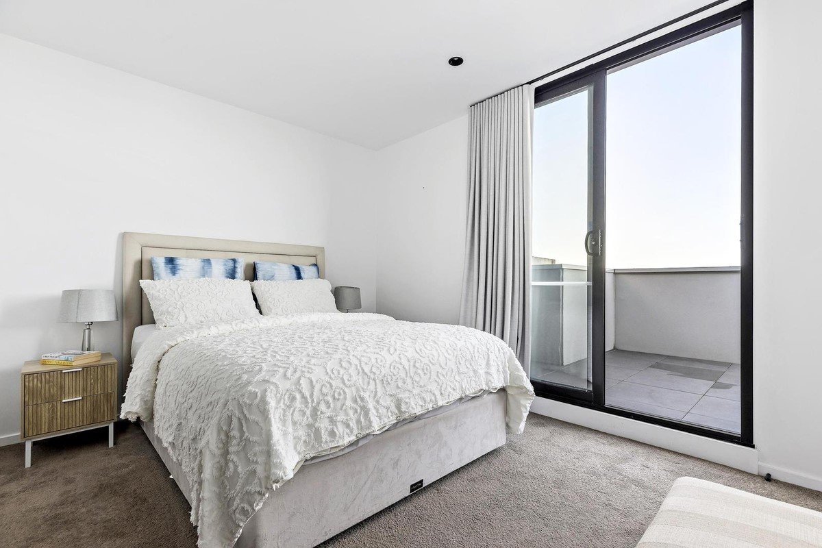 1003/112 High Street, Kew image 8