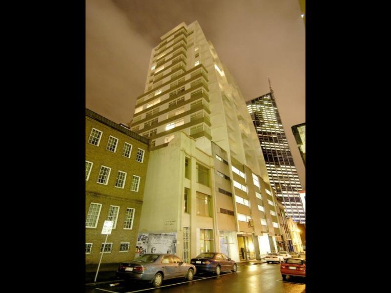 1003/318 LITTLE LONSDALE Street, Melbourne image 10
