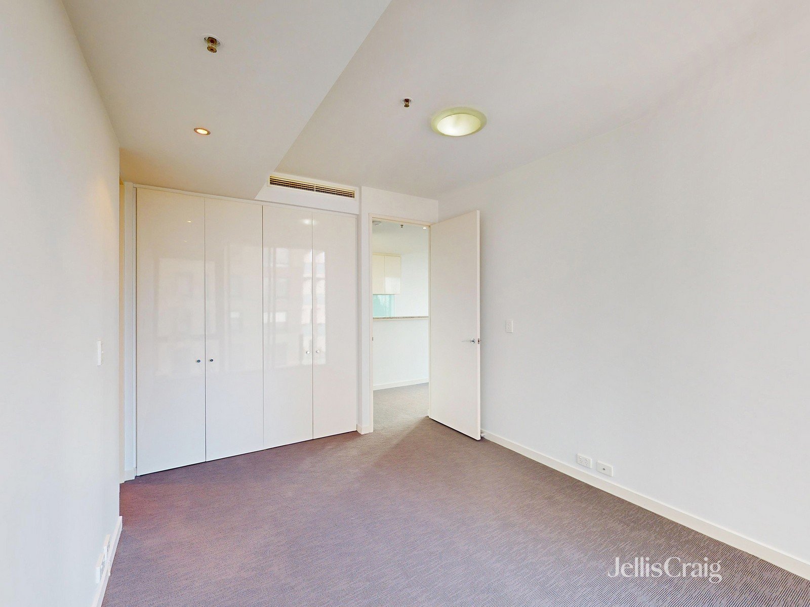 1003/582 St Kilda Road, Melbourne image 3