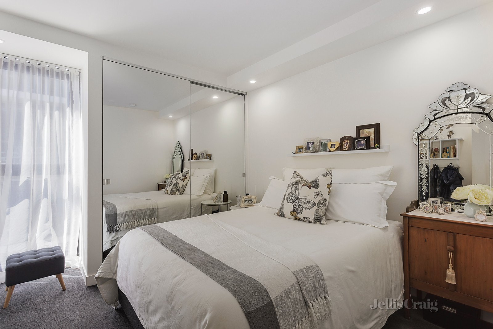 1005/18 Yarra Street, South Yarra image 4