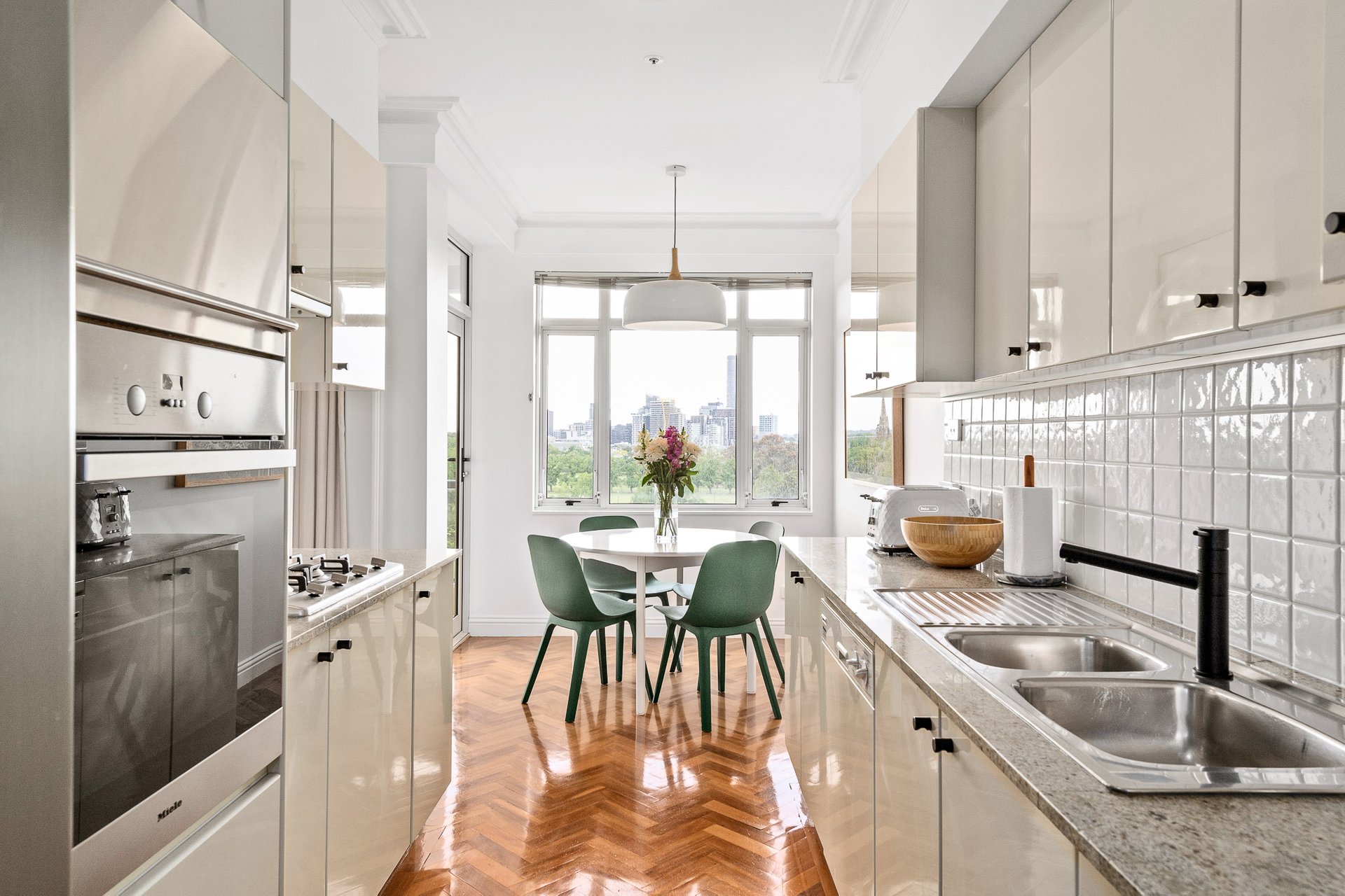 Property Gallery - Main Image