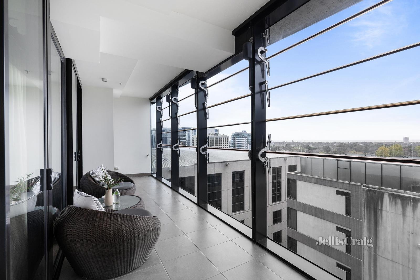 1005/505 St Kilda Road, Melbourne image 4