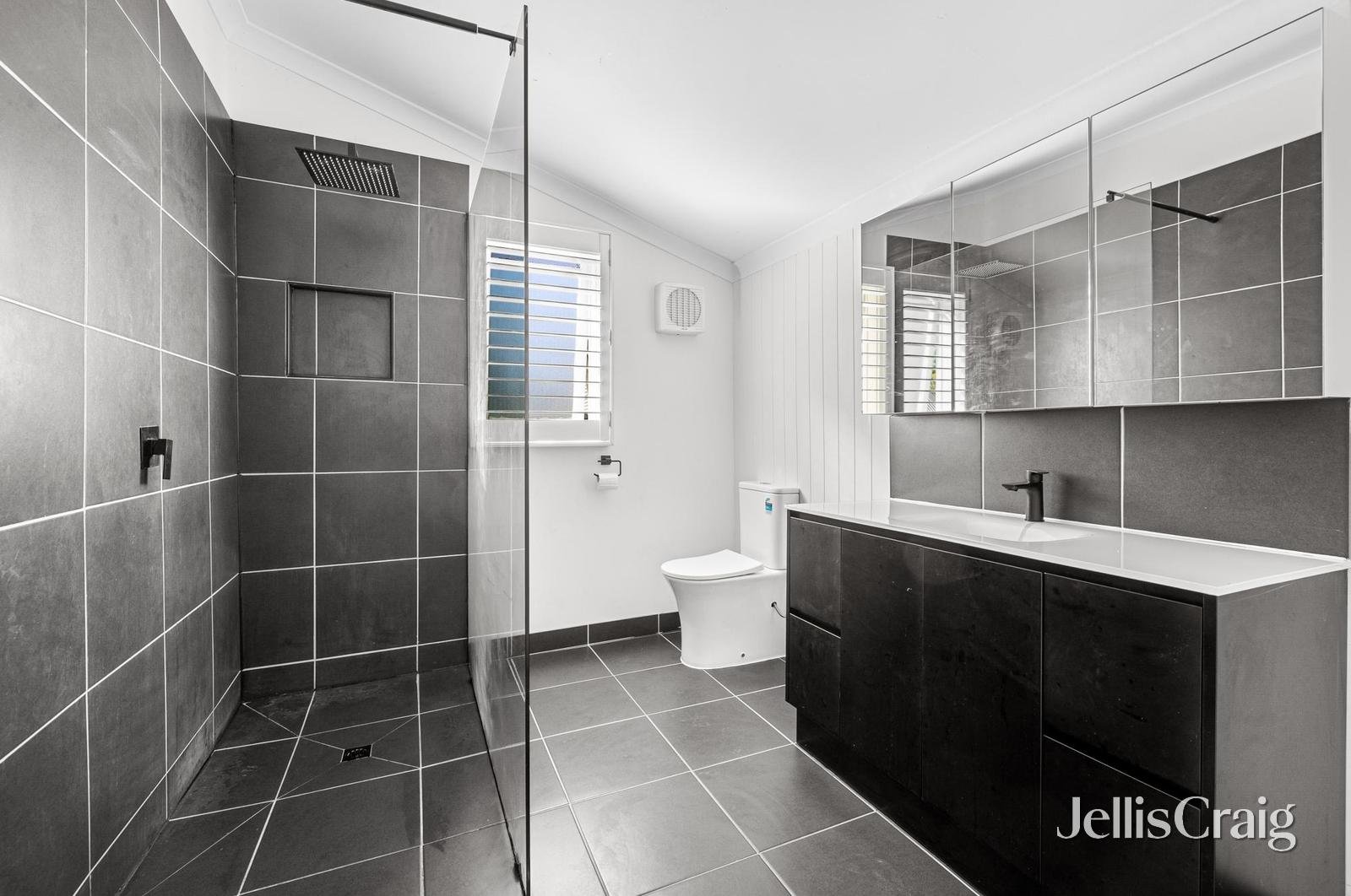 1005A Gregory Street, Lake Wendouree image 6
