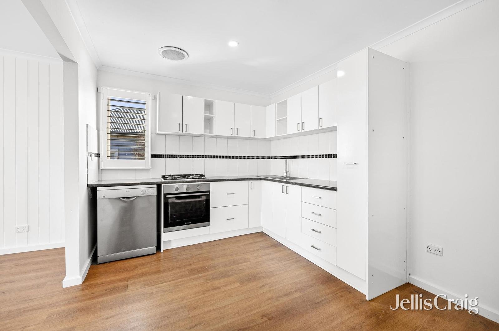 1005A Gregory Street, Lake Wendouree image 3