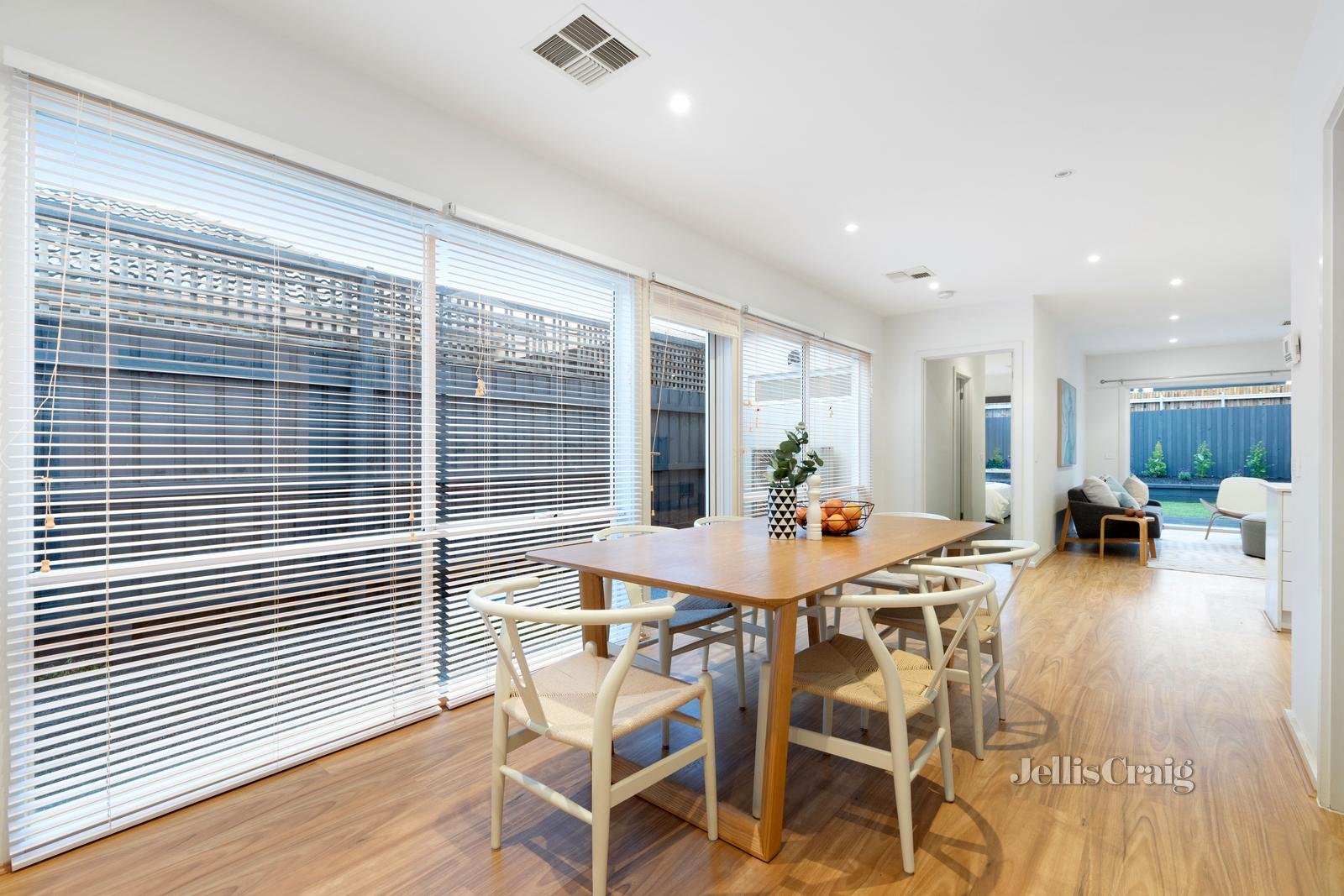 1007a Centre Road, Bentleigh East image 6