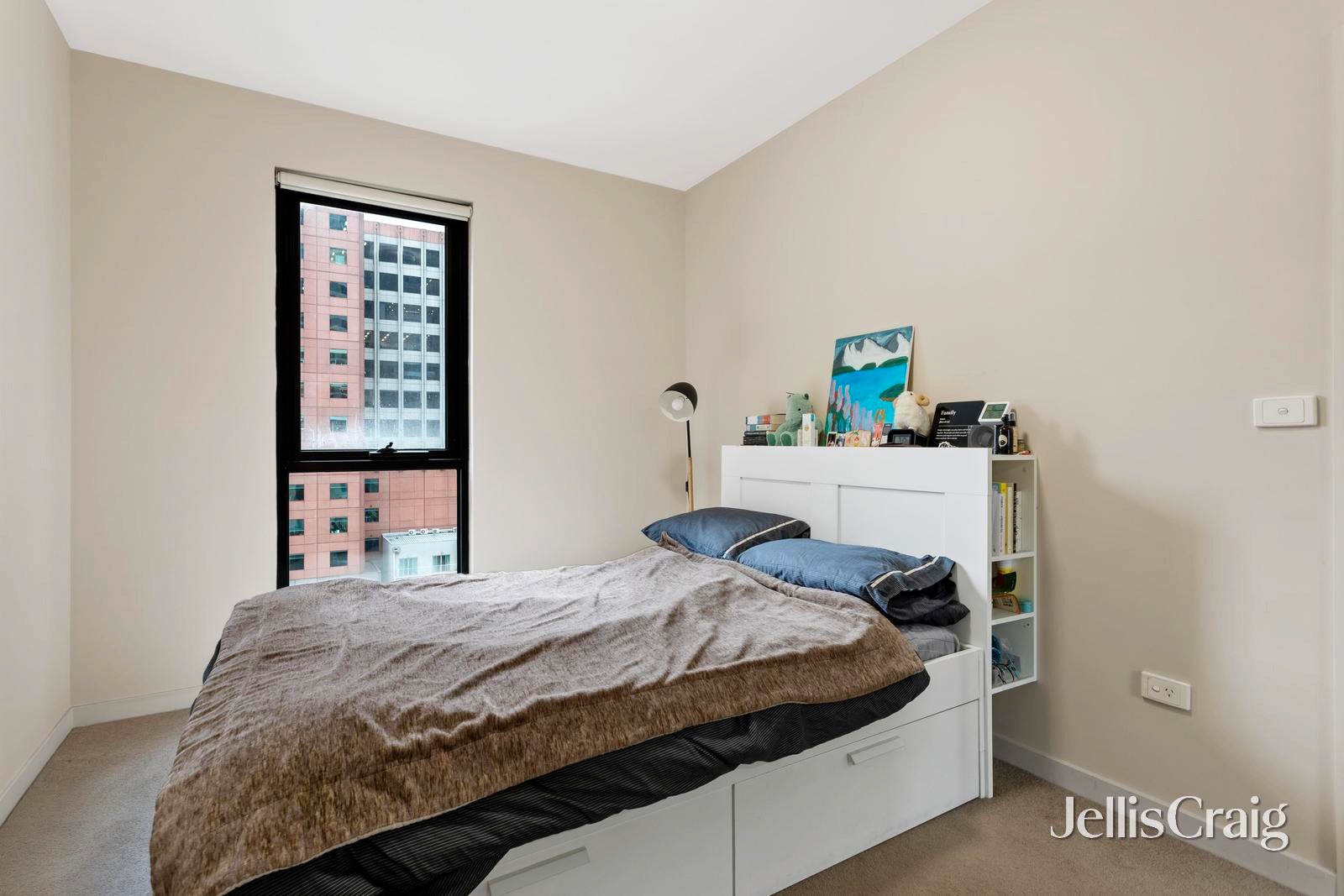 1008/639 Little Bourke Street, Melbourne image 4