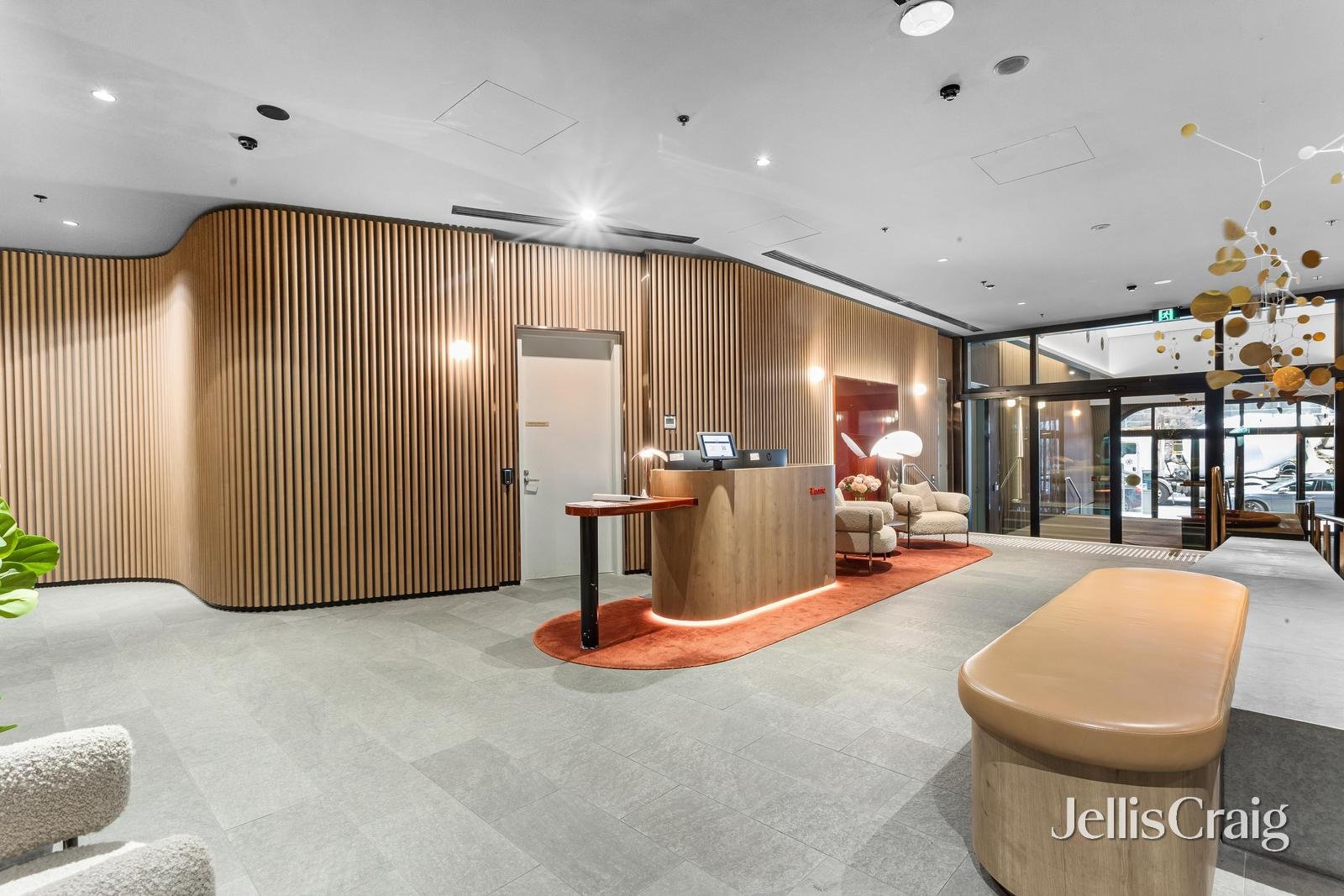 1009/259 Normanby Road, South Melbourne image 9