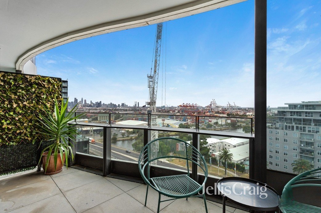 1009/8 Hallenstein Street, Footscray image 10