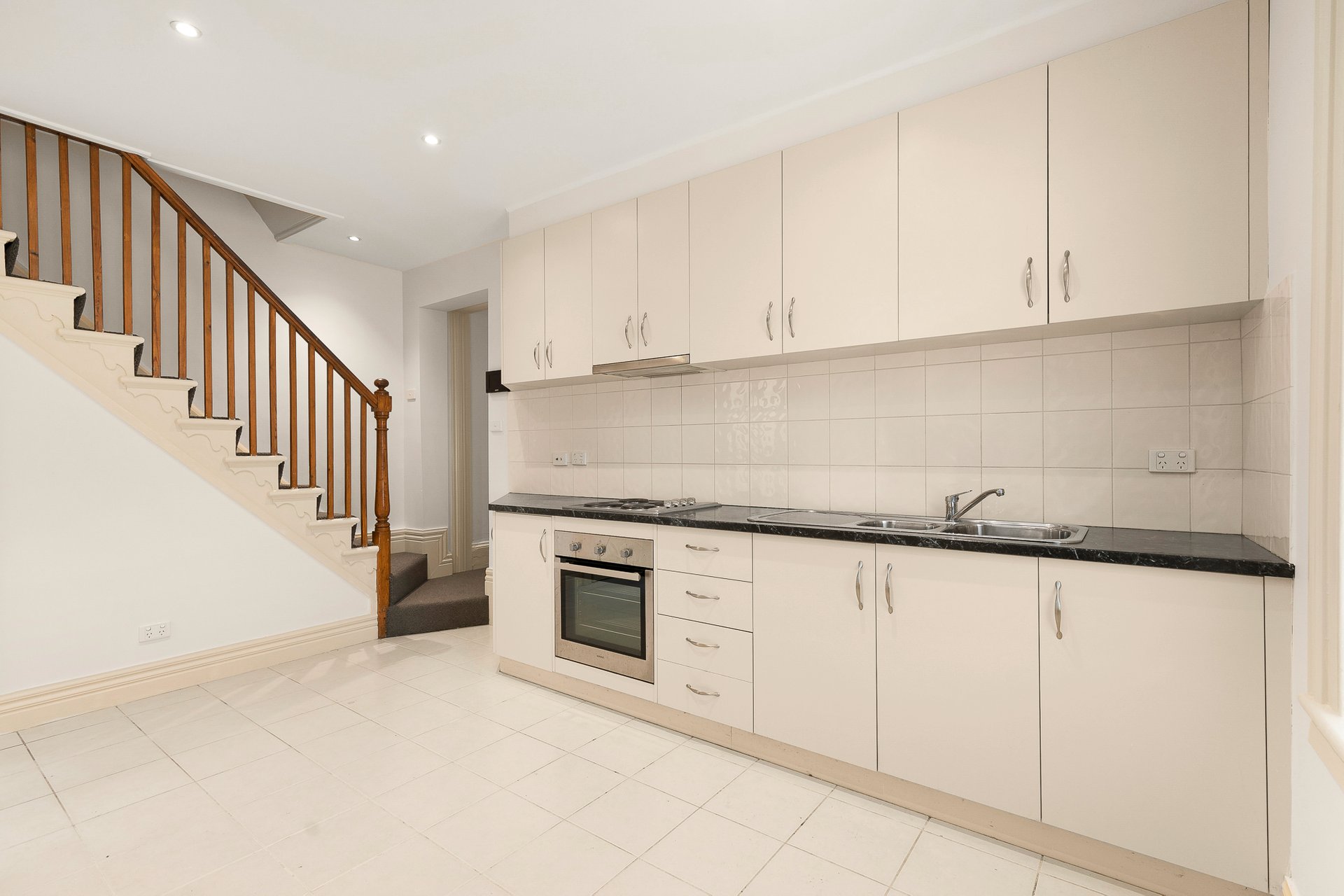 Property Gallery Thumbnail 3