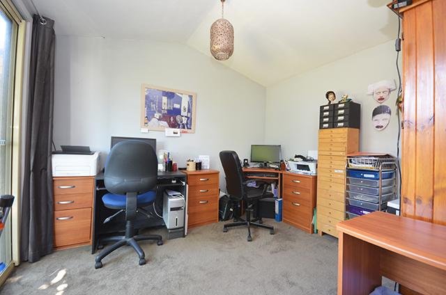 101 Bradshaw Street, Golden Point image 4