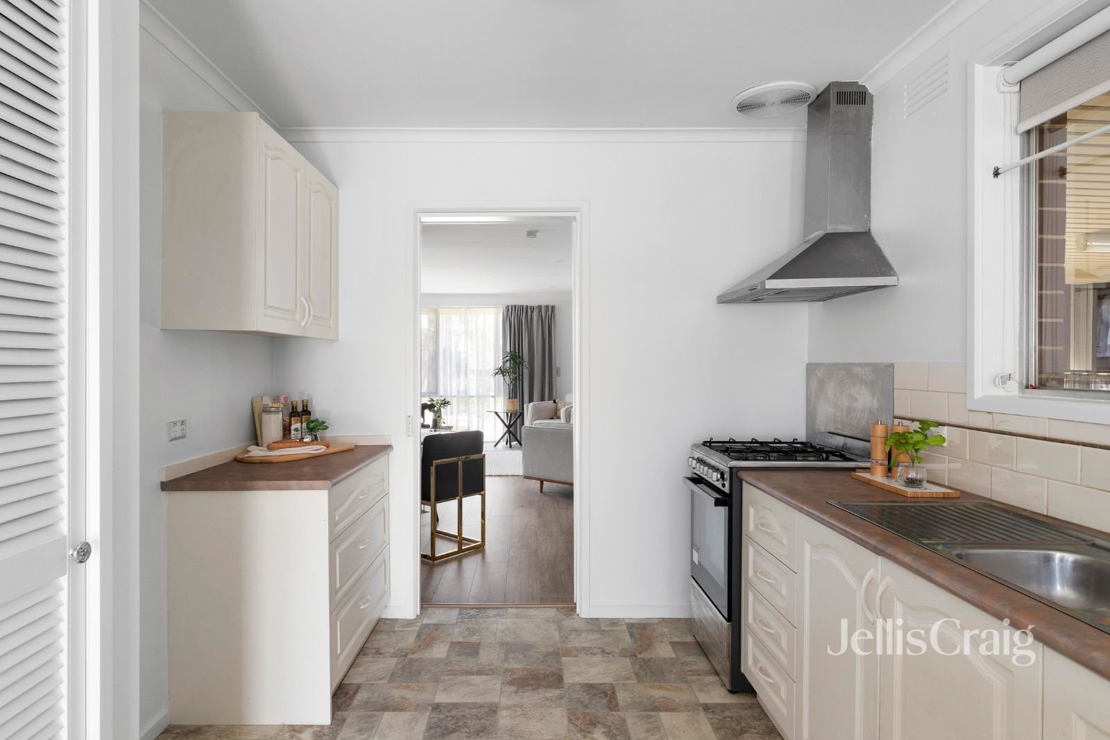 101 Elder Street, Greensborough image 3