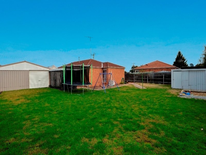 101 Flinders Avenue, Lara image 9