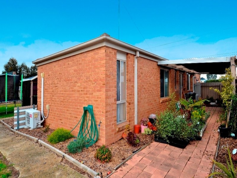 101 Flinders Avenue, Lara image 10