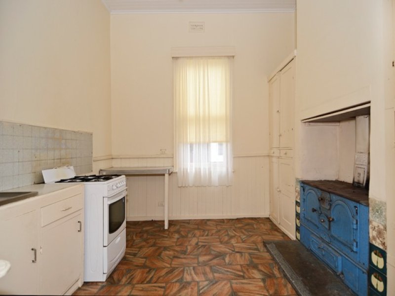 101 Garden Street, East Geelong image 3