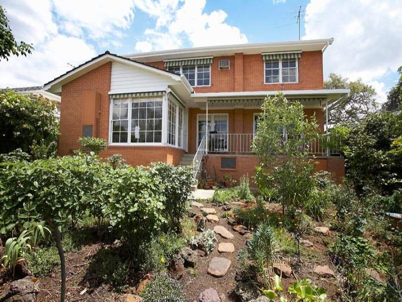 101 Hill Road, Balwyn North image 9
